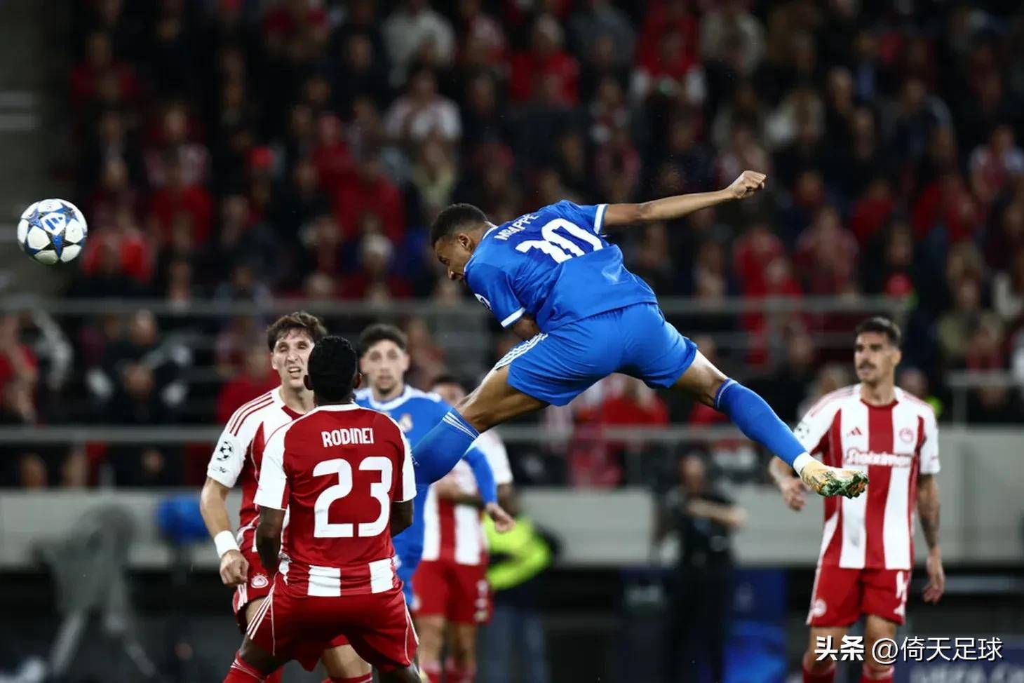 葡超赛程吃紧，马德里竞技今夜防线松动，气氛紧张，训练强度明显提升(马德里竞技vs巴塞罗那)