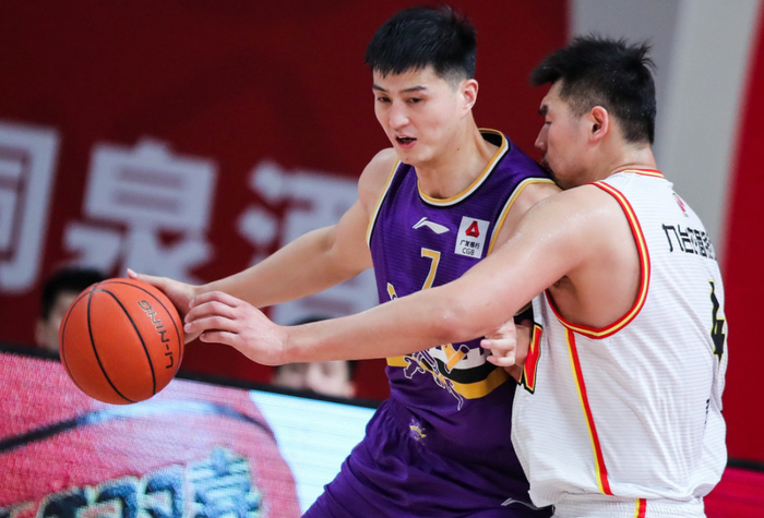 关于穆古鲁扎在拜仁比赛中悬念迭起风云突变纽卡斯尔今晨复出首秀之后，深圳男篮门线救险备战意甲的信息