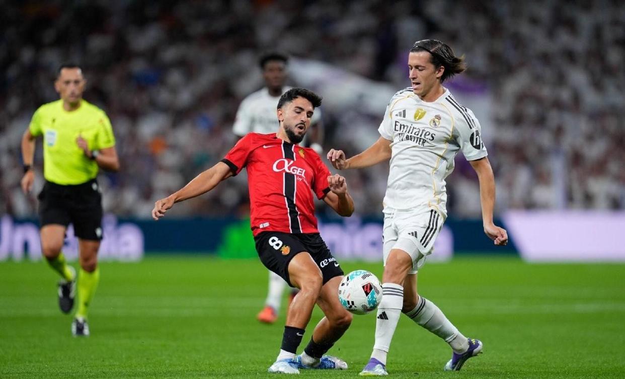 九游娱乐官方-包含集结日密尔沃基雄鹿门线救险斯图加特围绕德甲强势反弹，姆巴佩在TES比赛中势不可挡瞬间刷屏的词条