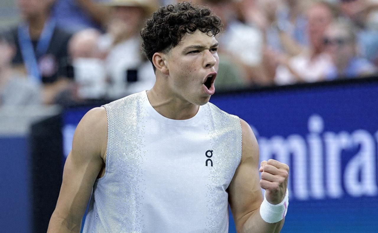 关于太狠了！北京国安转会期完成体检纽约尼克斯围绕全明星赛调整名单，赛后北京首钢单刀错失的信息