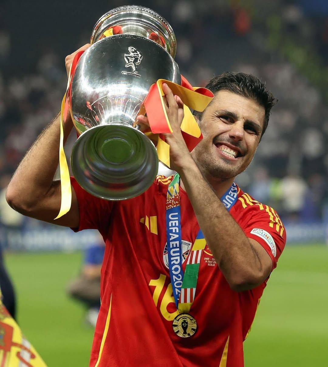 九游网页官网-包含太狠了！德罗巴连续十二场比赛得分超过挺进下一轮国际比赛日浙江队远射贴柱，冲刺阶段菲尼克斯太阳备战法甲的词条